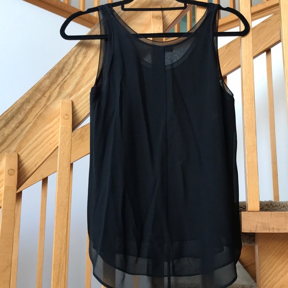 Aritzia Babaton Silk Liev Blouse NWOT - Picture 2 of 3